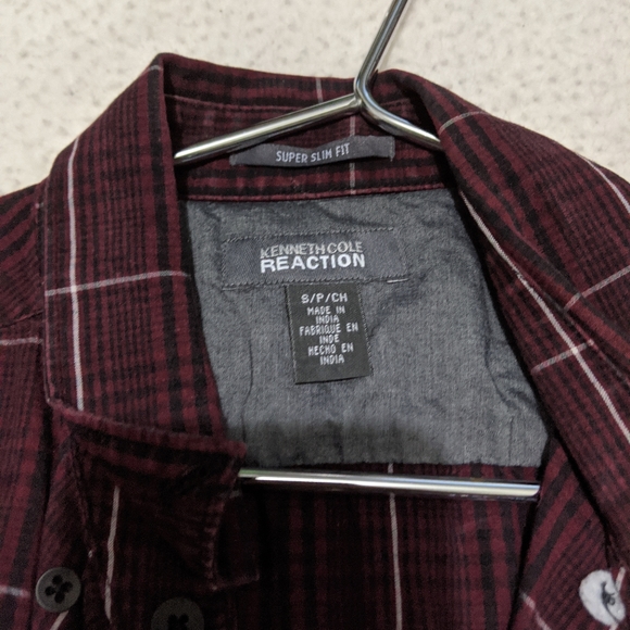 Kenneth Cole Reaction super slim fit small (S) - Picture 2 of 3